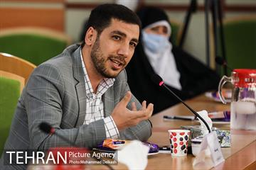نشست هم اندیشی و تعاملی مدیریت شهری با نخبگان محلی منطقه 17 13