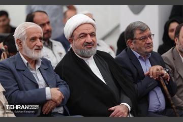 آیین بهره‌برداری از ۲۰۱ دستگاه اتوبوس برقی 20