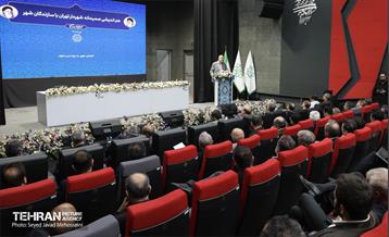 هم اندیشی صمیمانه شهردار تهران با سازندگان شهر 22