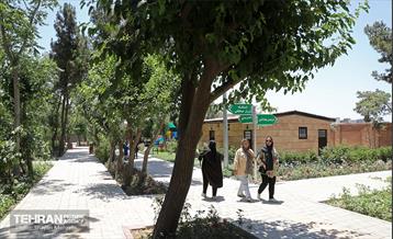 افتتاح بوستان شهدای خدمت و ۲۱۰ پروژه منطقه ۱۰ 12