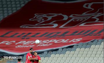 دیدار تیم های فوتبال پرسپولیس و نساجی مازندران 7
