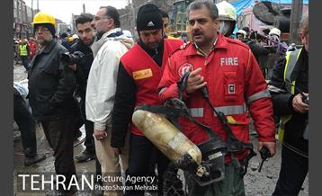 سومین روز عملیات امداد ونجات حادثه پلاسکو -3 16