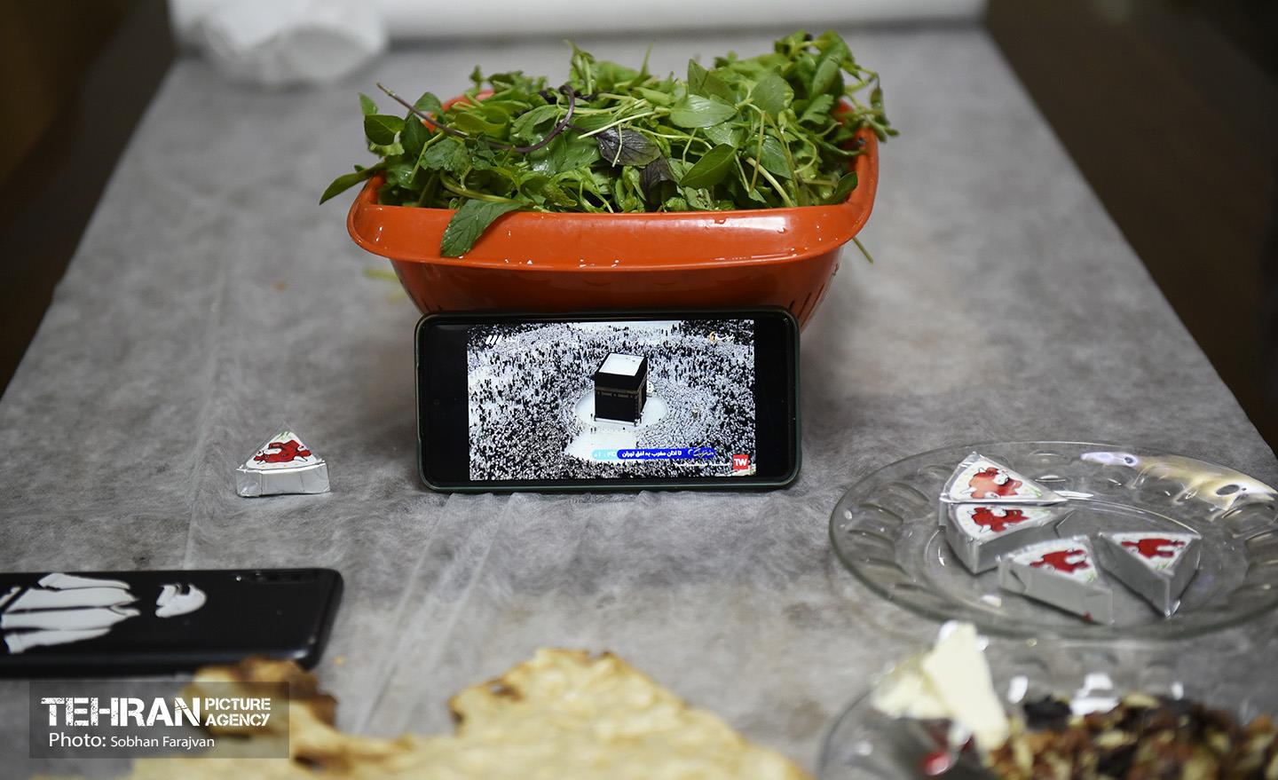 مرکز بهداشتی درمانی منطقه ۵ در لحظه افطار  26