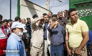 بازدید شهردار تهران از منطقه سیل زده امام زاده داوود(ع) 48