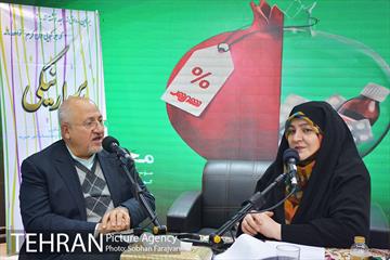 بازدید اعضای شورای شهر از فروشگاه شهروند  12