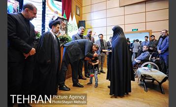 یادواره 1000 شهید منطقه 10 با حضور شهردار تهران 31