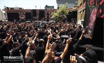 عزاداری ظهر عاشورا در امامزاده صالح (ع) 69