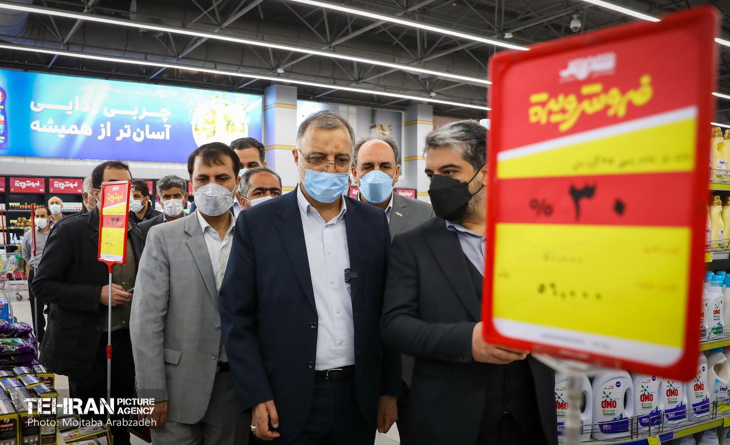 بازدید شهردار تهران از فروشگاه شهروند و میادین میوه تره بار 16