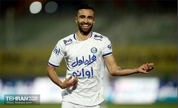 دیدار تیم‌های فوتبال پیکان و استقلال 39