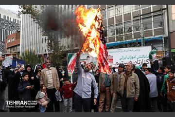 راهپیمایی ۱۳ آبان 14