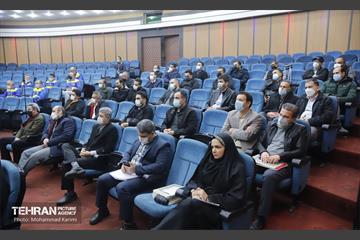 آیین تجلیل از پرسنل سامانه های مدیریت شهری ۱۳۷ و نظارت همگانی ۱۸۸۸