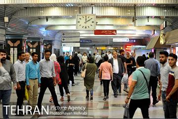 گفتگوی صمیمی دستفروشان مترو با مدیران شهری 13