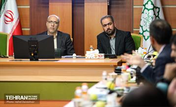 بازدید رئیس کمیسیون حمل‌ونقل شورا از منطقه 17 3