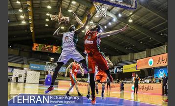 دیدار تیم های بسکتبال مهرام تهران و ذوب آهن 20