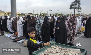 نماز عید سعید فطر در حرم حضرت عبدالعظیم حسنی (ع) 3