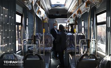بـازدید شهردار تهران از اتوبوس‌های برقی و ون‌های ویژه جانبازان و معلولان 7