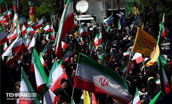 اجتماع مردمی در اربعین رهبر شهید انقلاب - 3 40