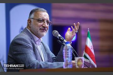 نشست جمعی از دانشجویان با شهردار تهران 4