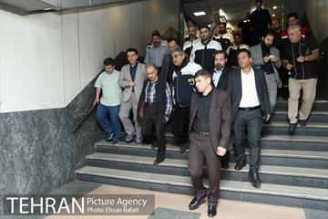 مترو سواری شهردار تهران به مناسبت روز جهانی بدون خودرو 6