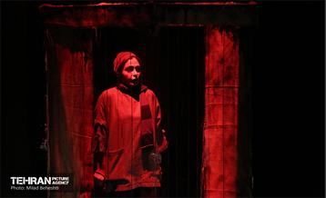 نمایش مطلق‎‎ 9