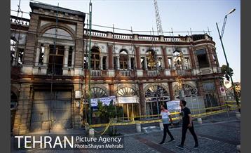 بازدید شهردار تهران از خسارت آتش سوزی اخیر میدان حسن آباد 4