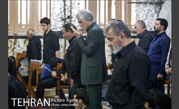 حضور شهردار در بین عزاداران امام حسین(ع)در حرم حضرت عبدالعظیم حسنی 10