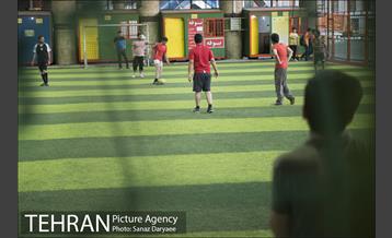 میدان شقایق‎ 8