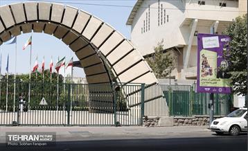 اکران شهری آثار خبرنگاران نویسنده به مناسبت روز خبرنگار 35