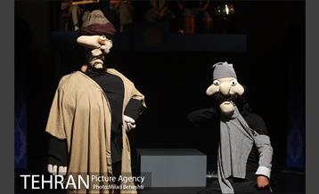 ⁣نمایش حکایت حکایت طبیب اجباری مولیر‎ 17