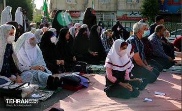 اقامه نماز عید فطر در محله کرمان 7