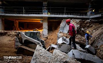 اینجا کارگاهه؛ پارکینگ طبقاتی نیایش 23