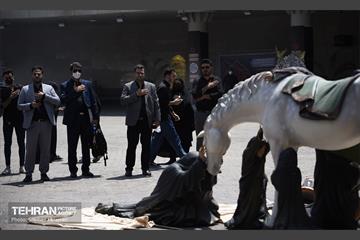 آیین رونمایی از سازه حجمی عصر عاشورا 21