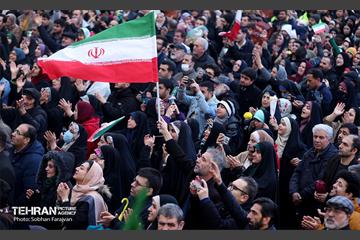 جشن نیمه‌شعبان در میدان ولی‌عصر (عج) 25