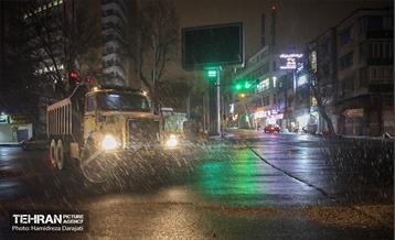 عملیات برف‌روبی در منطقه1