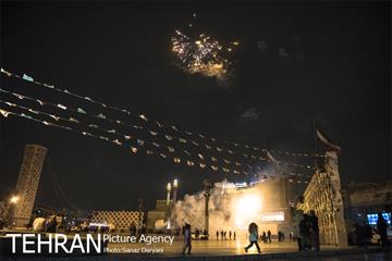نورافشانی میدان امام حسین(ع) به مناسبت نیمه شعبان‎ 6