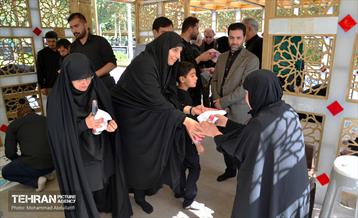 مراسم شهادت امام رضا(ع) و سالگرد تدفین شهدای گمنام منطقه۸