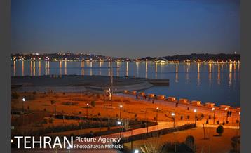 شب دریاچه شهدای خلیج فارس (دریاچه چیتگر) 1