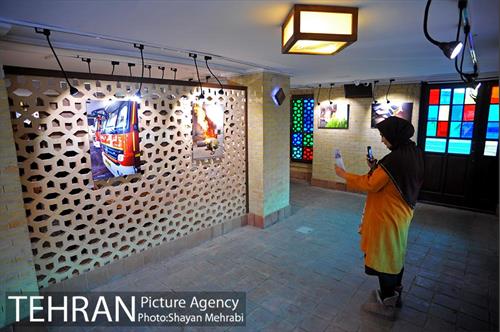 نمایشگاه عکس نشان بی نشان در نگارستان شهر‎ 1