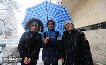 روز برفی در منطقه 8