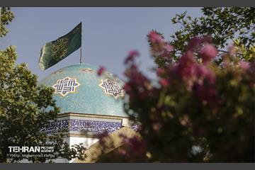 اهتزاز پرچم متبرک حضرت علی ابن موسی الرضا(ع)  1