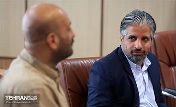 نشست هیات داوران پنجمین دوره جایزه داستان تهران 6