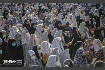 اقامه نماز عید سعید فطر در امامزاده صالح (ع) 29