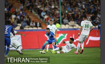 دیدار تیم های استقلال تهران و ماشین سازی تبریز 16