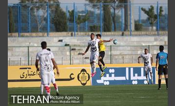 دیدار راه آهن و پدیده در لیگ برتر فوتبال 12