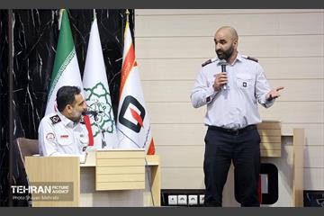 نشست مدیرعامل سازمان آتش‌نشانی تهران با کارکنان 2