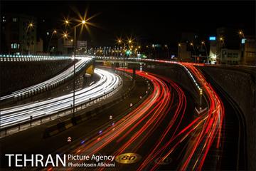 شب گردی در بزرگراه های تهران‎ 2