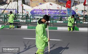 خدمات شهرداری تهران در پایان راهپیمایی ۲۲ بهمن 36