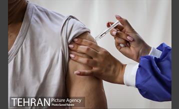 آغاز به کار اولین مرکز تجمیعی واکسیناسیون کرونا در غرب تهران 25