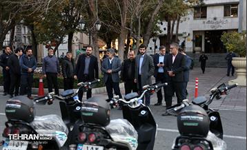 بازدید کمیسیون برنامه و بودجه شورای شهر از پروژه‌های منطقه 11 22