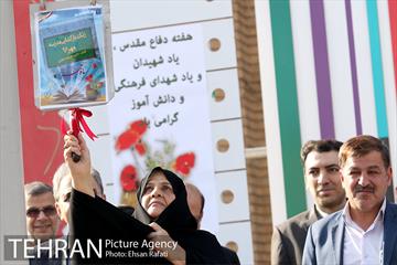 شهردار تهران در آیین نواختن زنگ سال تحصیلی جدید در دبیرستان ماندگار البرز 17
